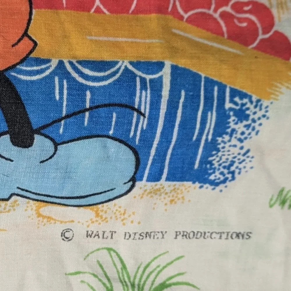 Vintage‎ 80’s Disney Donald Duck Goofy Mickey Minnie Pillow Case Carnival